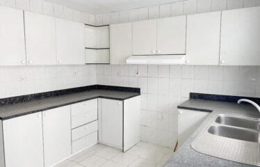 3BHK Family Sharing Allowed