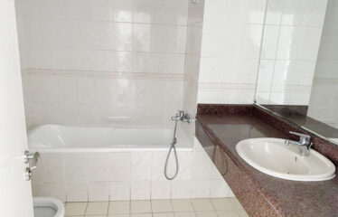 3BHK Family Sharing Allowed